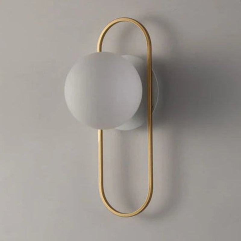 Applique Murale LED Luxora Dorée en Métal et Verre | Luminaire Moderne