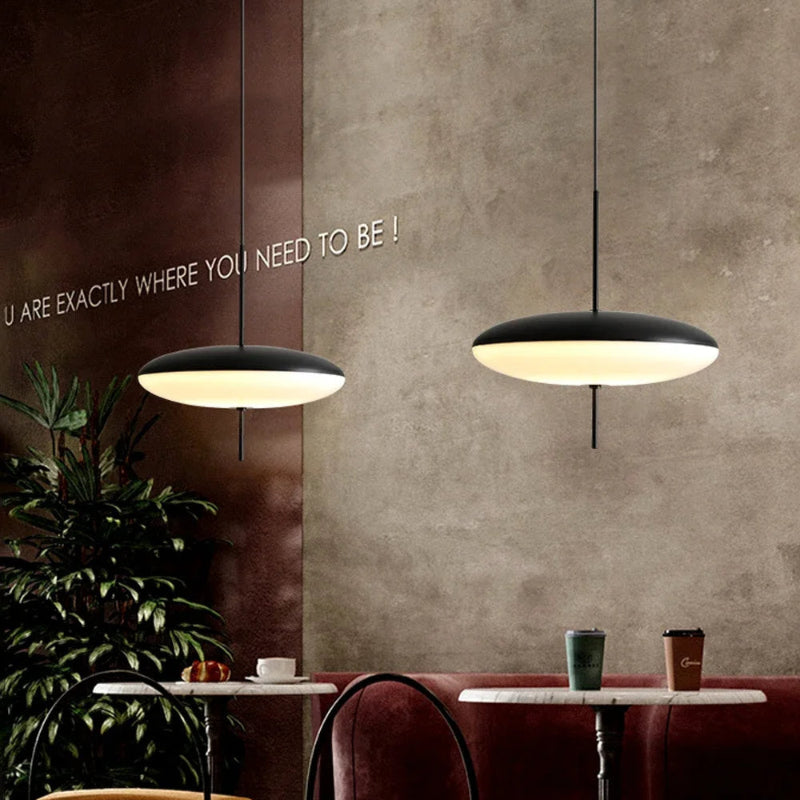 Lampe Suspendue LED Nordica Volante | Suspension Design Blanc/Noir